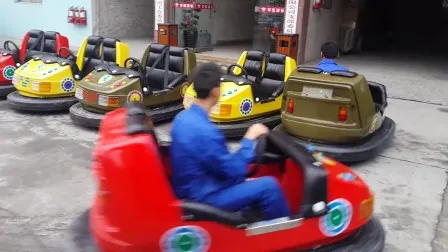 Passeio de carro abundante usado a pilhas do parque de diversões da entrega rápida